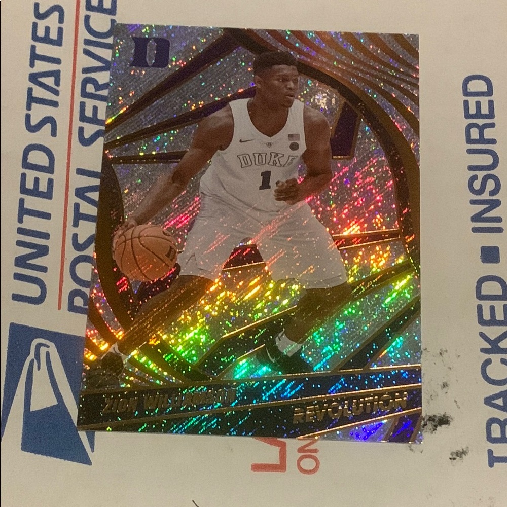 Zion Williamson Duke Revolution Holographic Trading Card Chronicles Panini